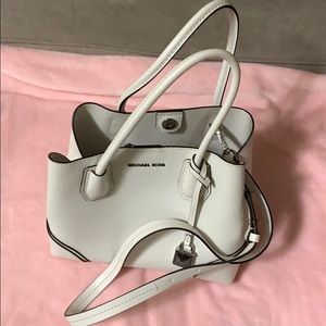 Michael Kors Handbag 👜